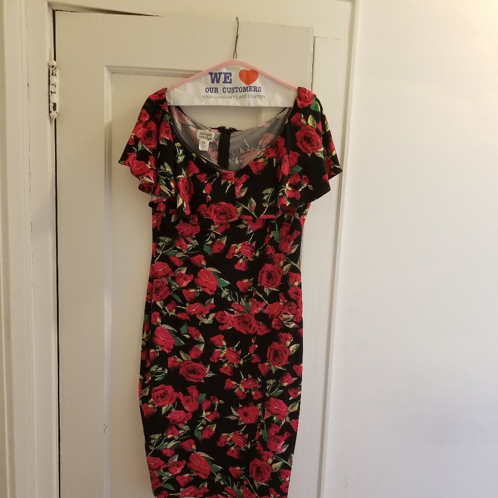 Dress - Picture 2 of 3